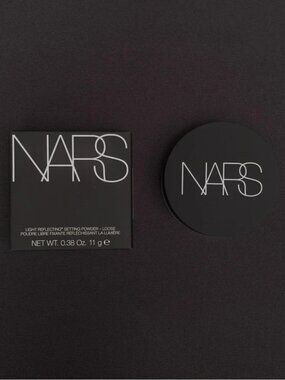 NARS Light Reflecting Translucent Loose Setting Powder – Crystal – Full Size